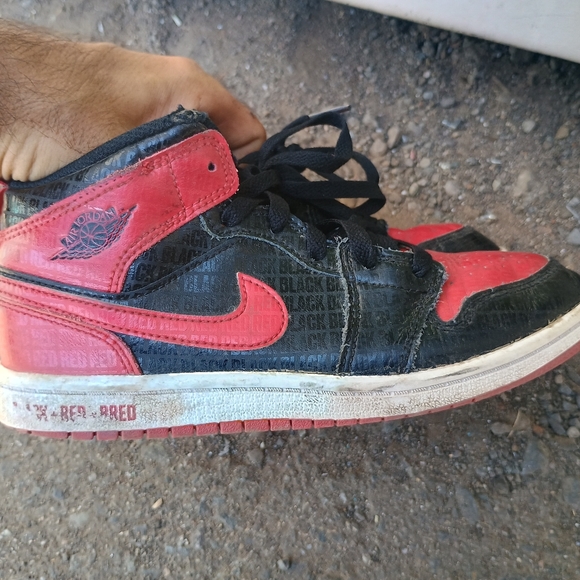 Black And Red Kids Jordan Shoes Pre-owned - Picture 1 of 12